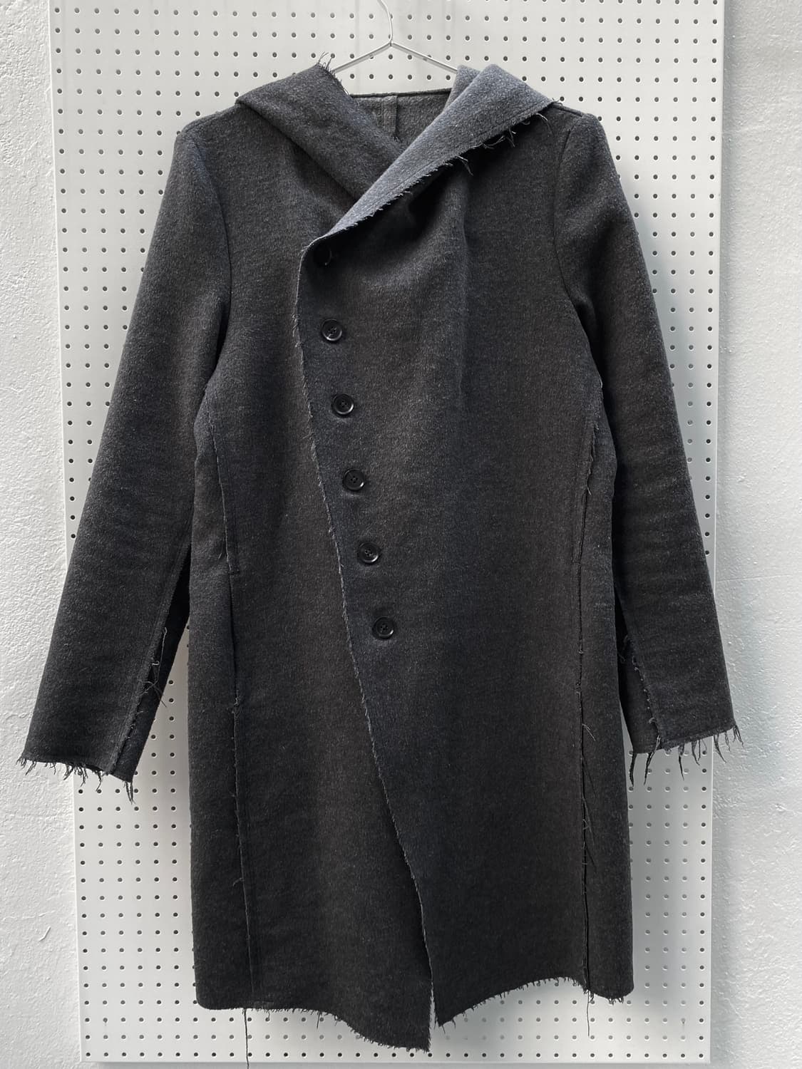 NO ID 프론트 넥 코트 상품이미지1