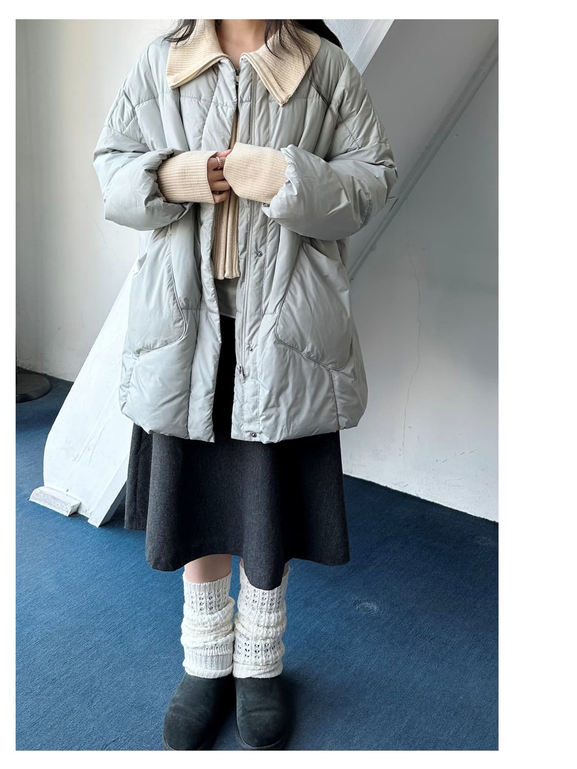 Padded design crew neck over parka 상품이미지1