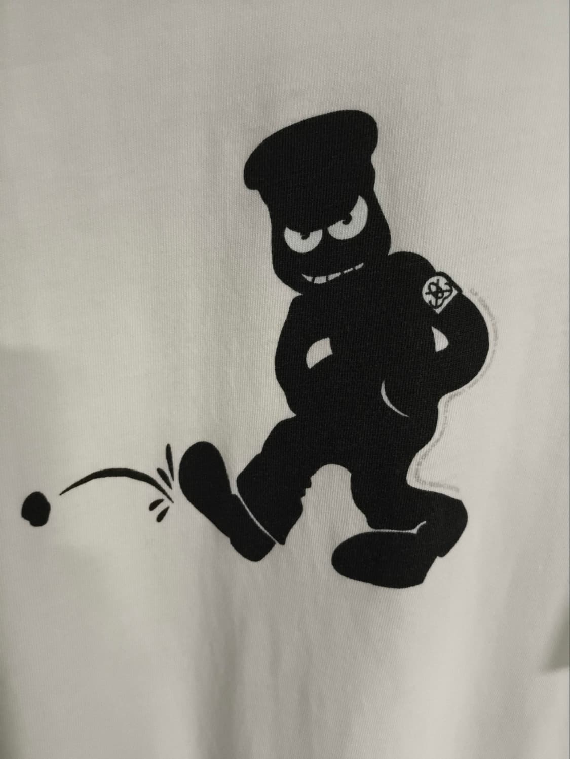 L 씨피 CP컴퍼니 실루엣 코믹 반팔티셔츠 상품이미지3