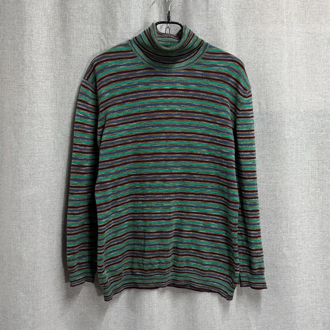 ​[L] 미쏘니 스포츠 하이넥 목폴라 긴팔 니트 상품이미지1