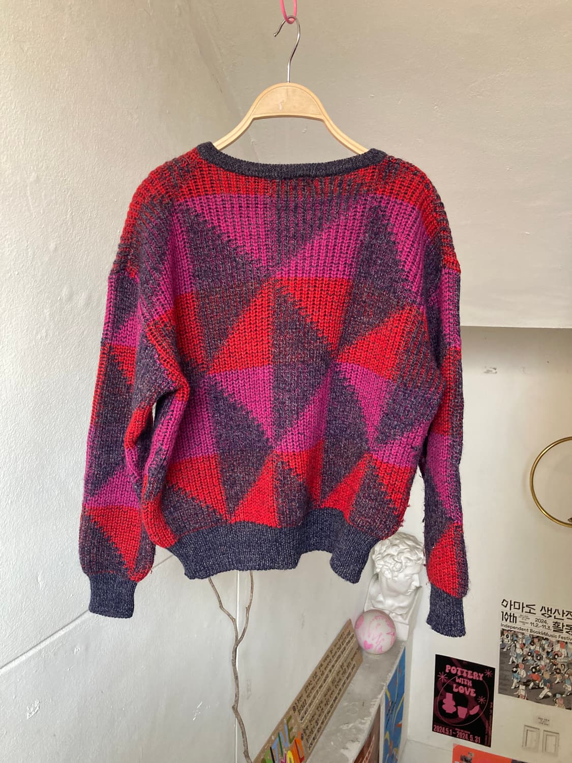 빈티지 그래픽 브이넥 크롭 니트 상품이미지5