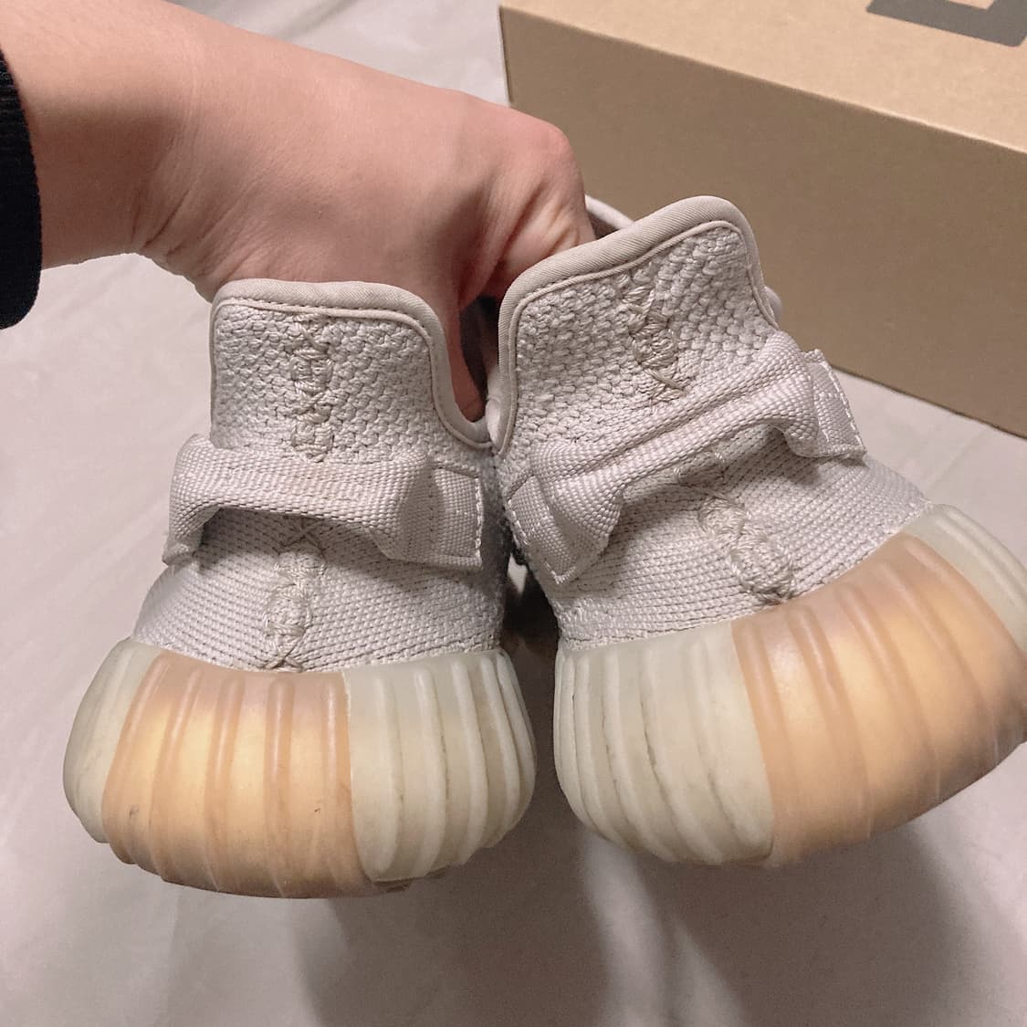 265 아디다스 이지부스트 세서미 상품이미지5