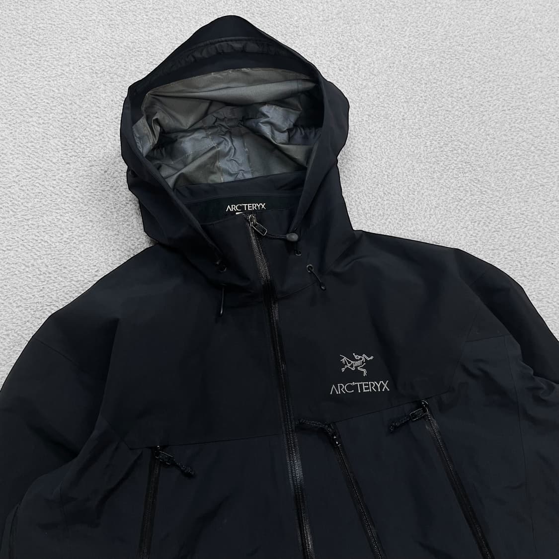 아크테릭스 Arcteryx theta AR 고어텍스 자켓 블랙 상품이미지2