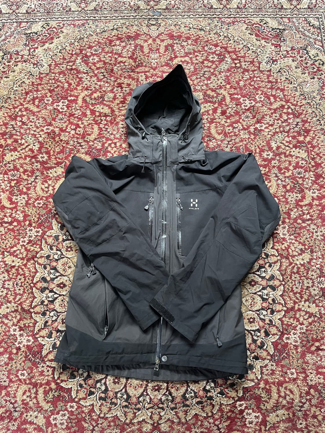 하그로프스 바람막이 상품이미지1