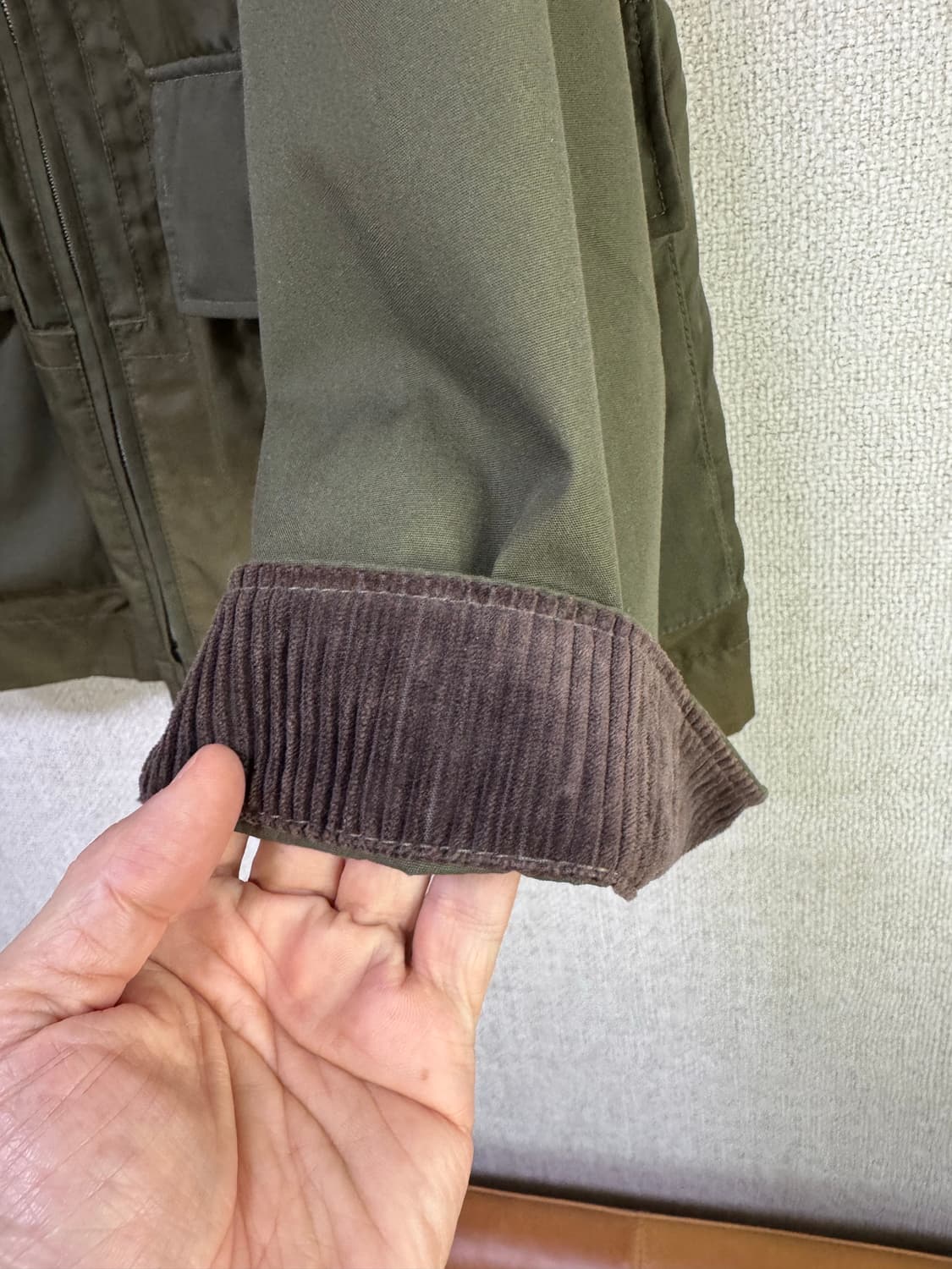 BURBERRY 세미 퀼팅 오버핏 자켓 상품이미지3