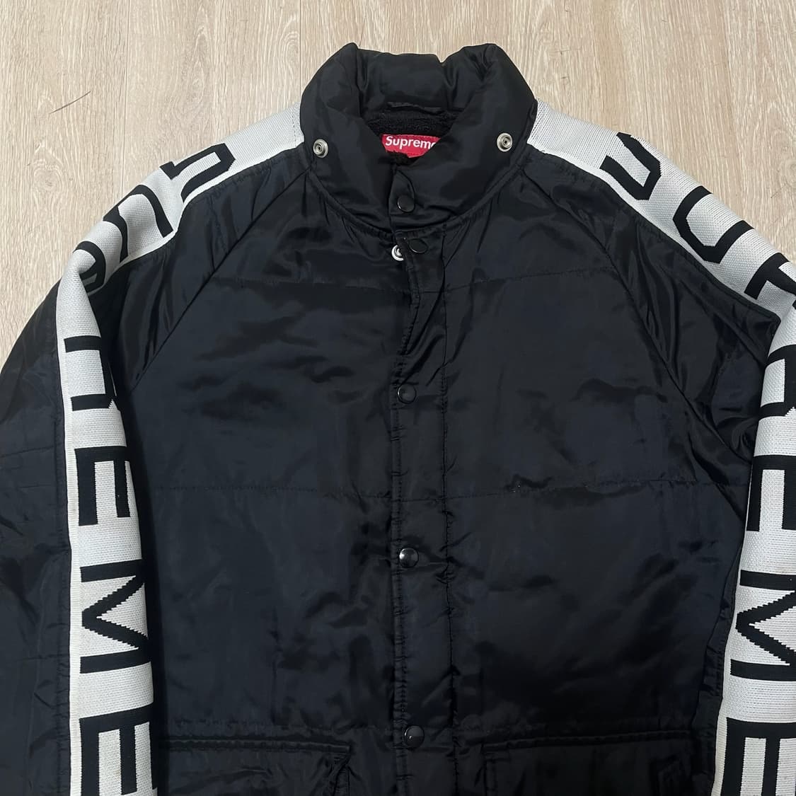 슈프림 사이드라인 빅로고 나일론 패딩 점퍼 L  상품이미지2