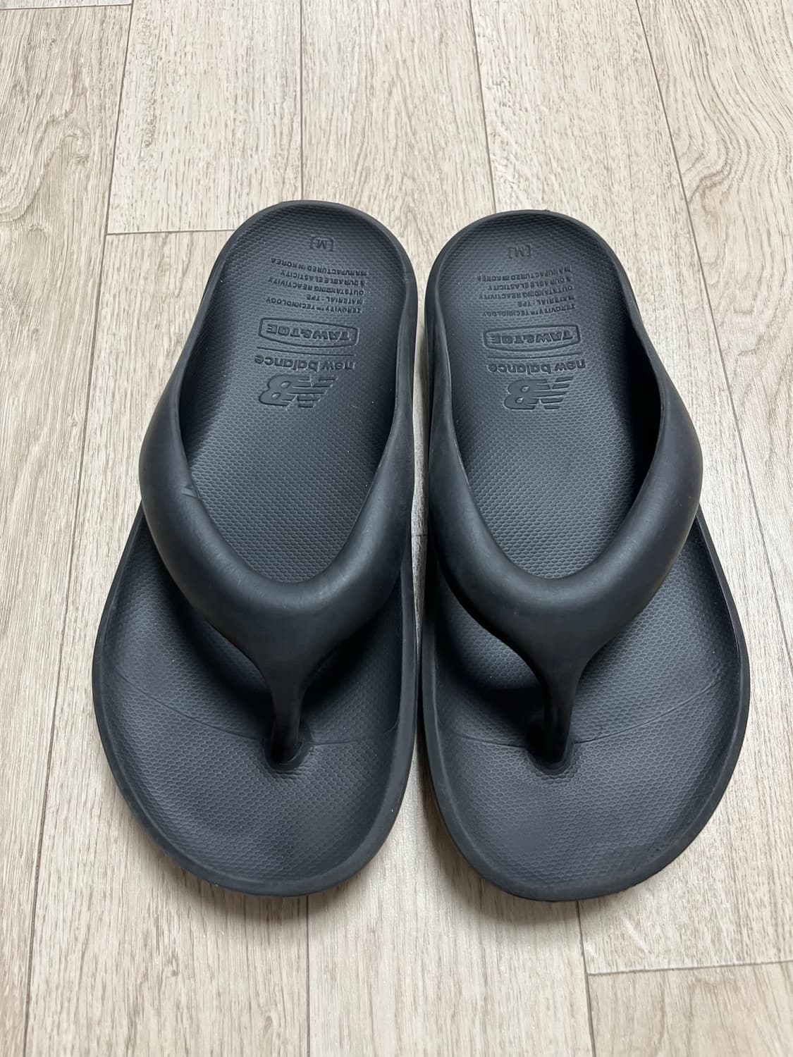 뉴발란스 플립플랍 쪼리 (M / 255~260) 상품이미지1