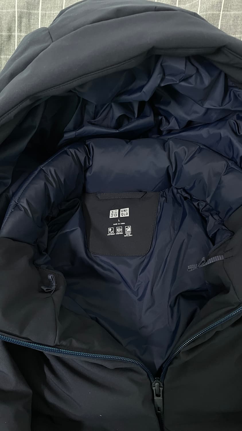 유니클로 심리스 다운파카 상품이미지2