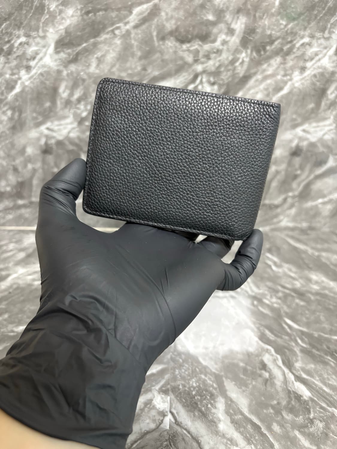 루이비통 에어로그램 반지갑 상품이미지2