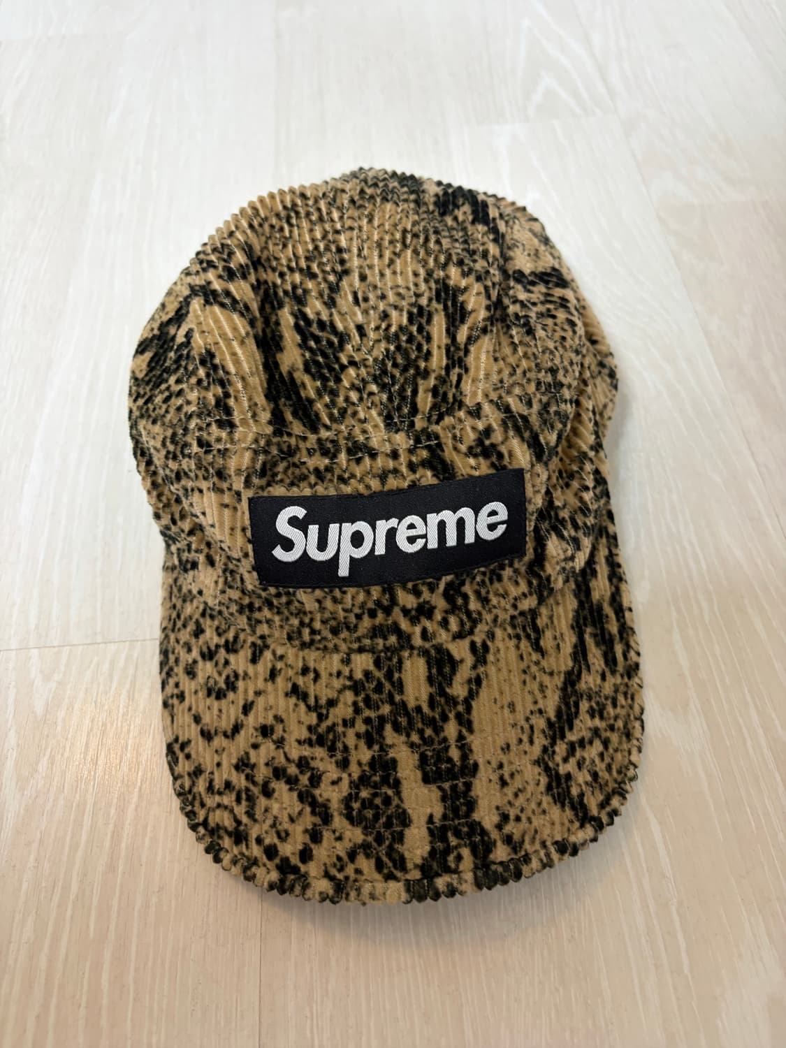 슈프림 캠프캡  상품이미지1