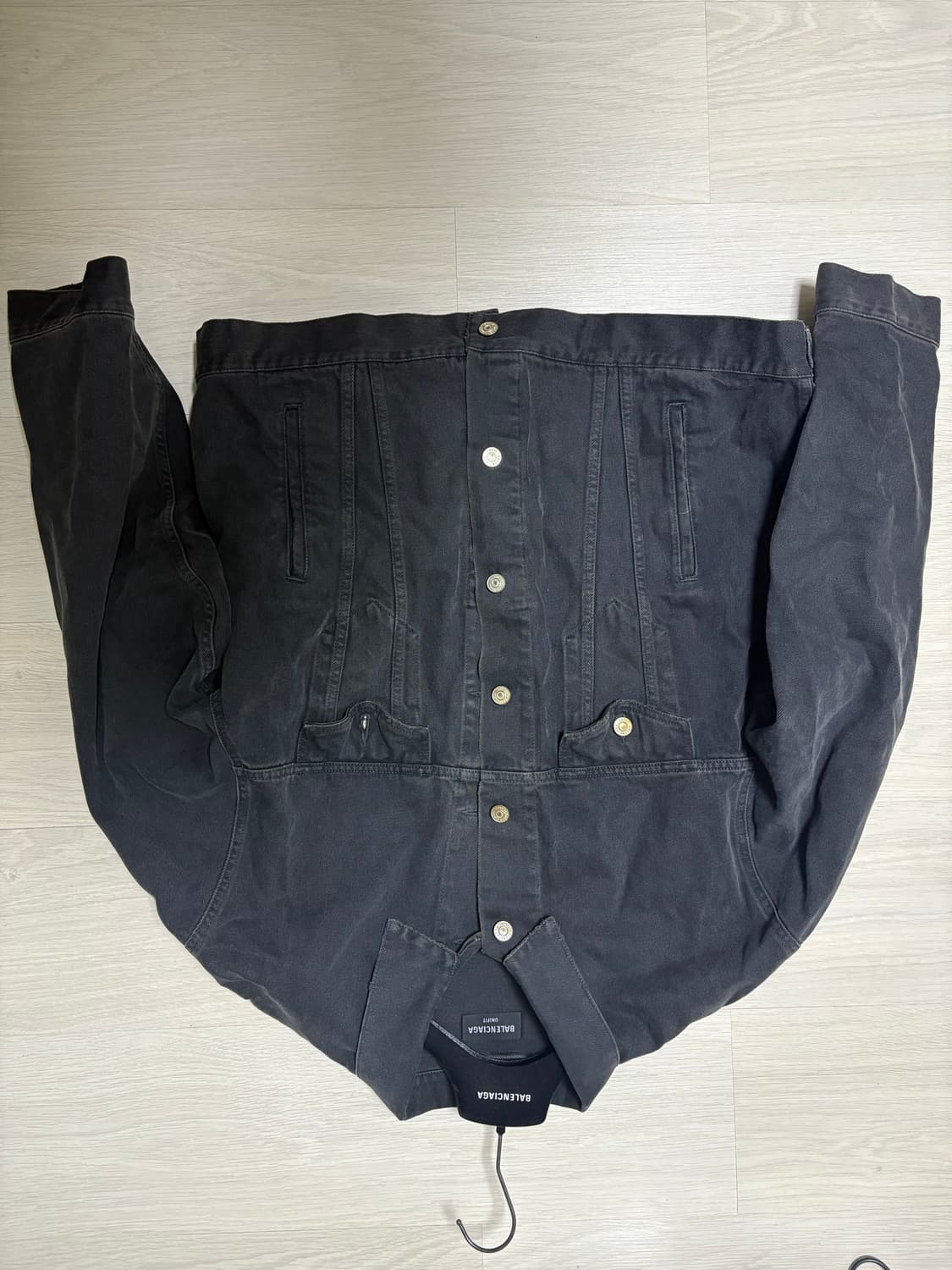 발렌시아가 bb스프레이 자켓 L 판매합니다! 상품이미지10