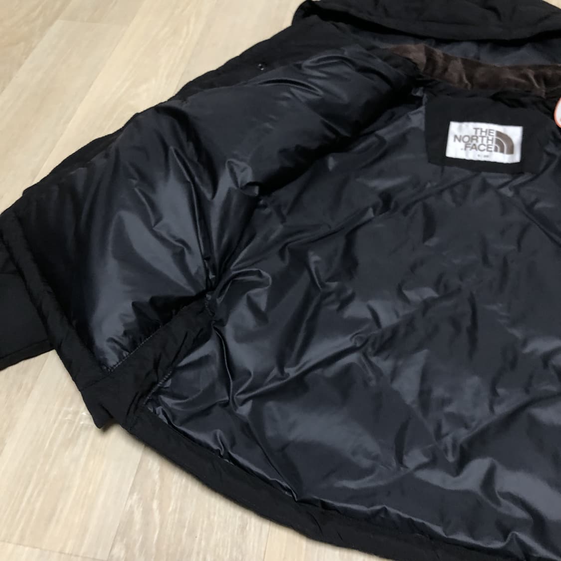 (85 / S) 새상품 노스페이스 화이트라벨 여성 플러피 온볼 자켓 상품이미지4