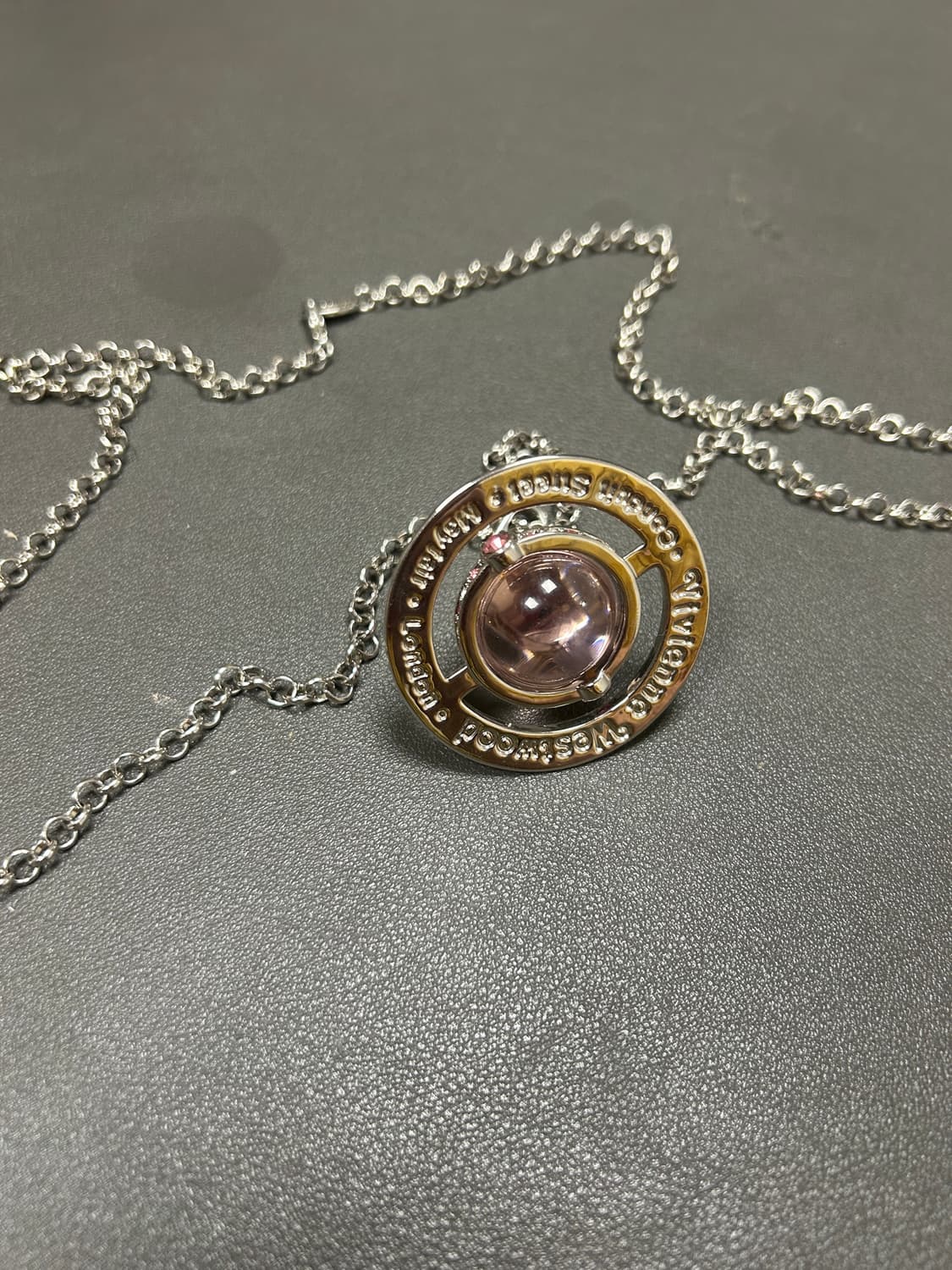 ✨ Vivienne Westwood 빅ORB 목걸이 상품이미지1