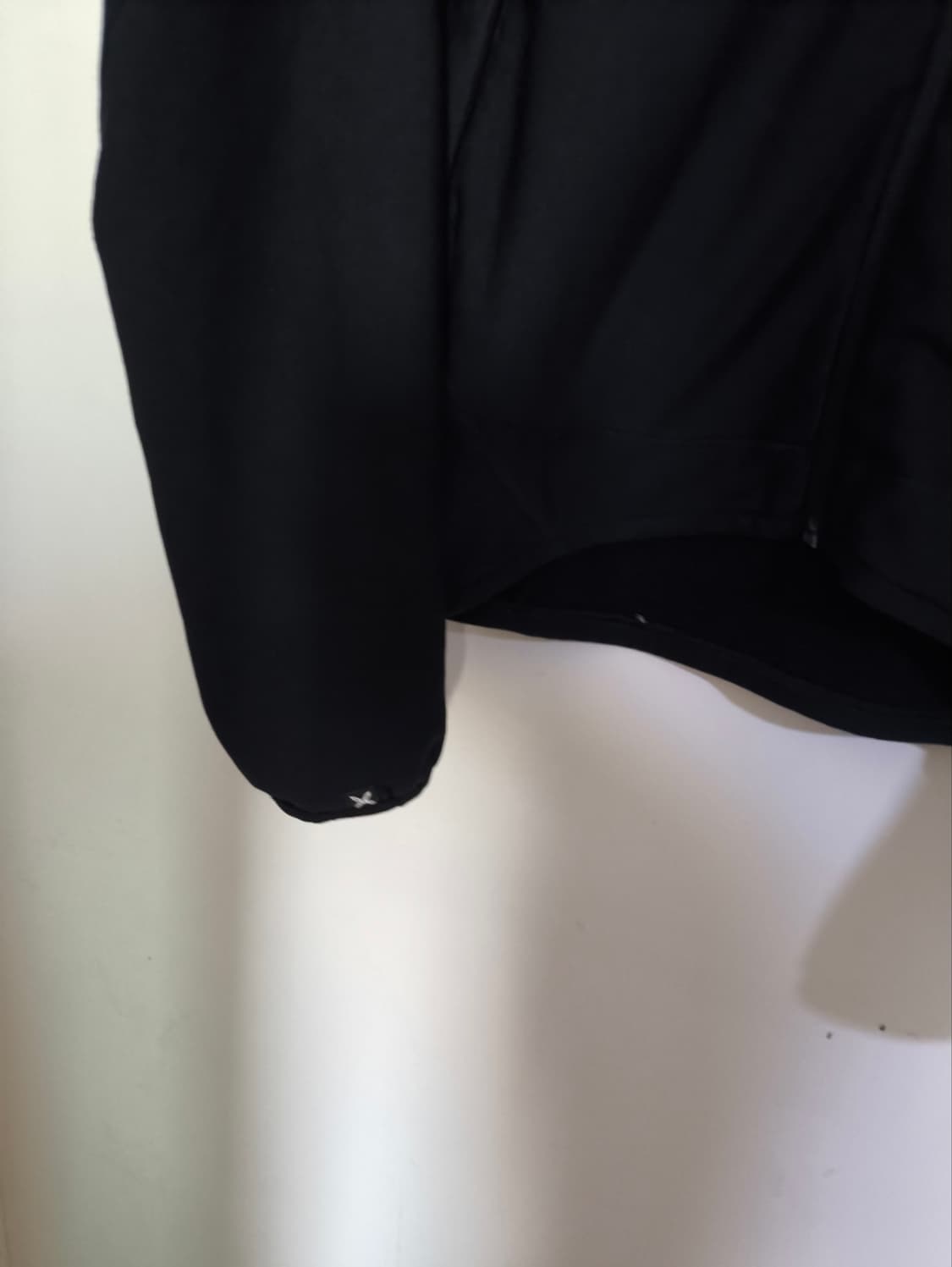 M 몬츄라 바람막이 상품이미지3