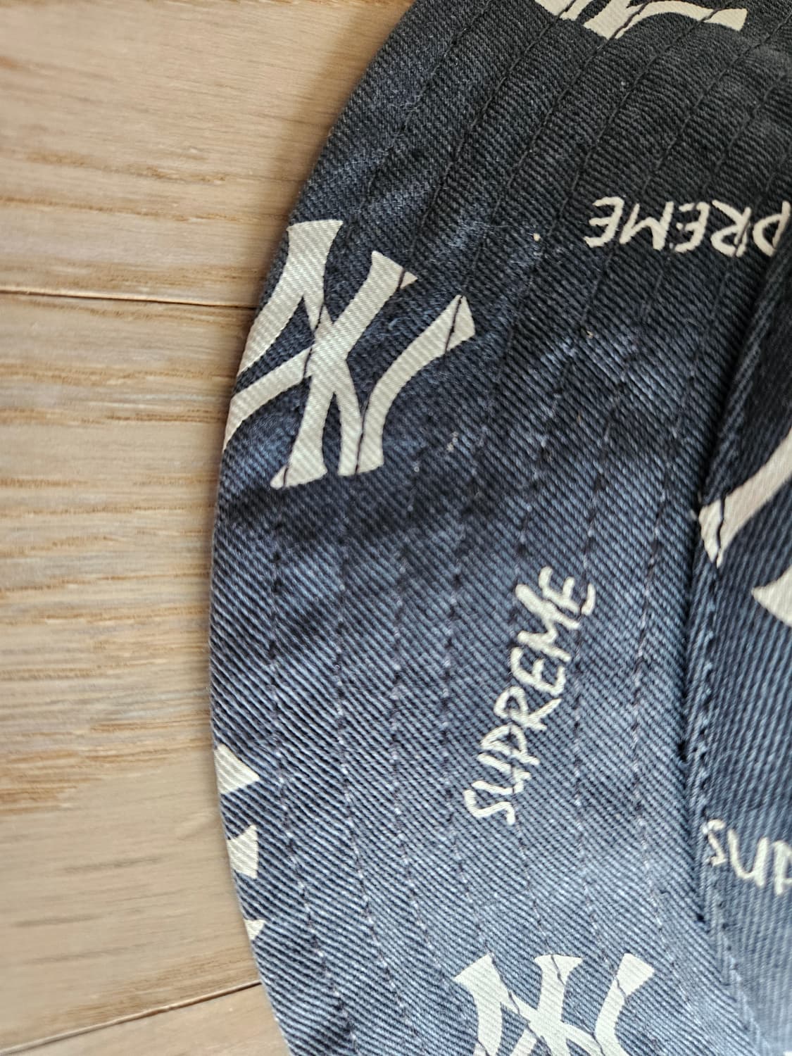 슈프림 양키즈 버킷&타월 상품이미지7