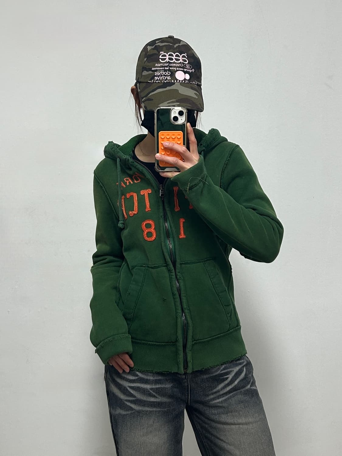 아베크롬비 y2k 자수로고 그린 후드집업 상품이미지1