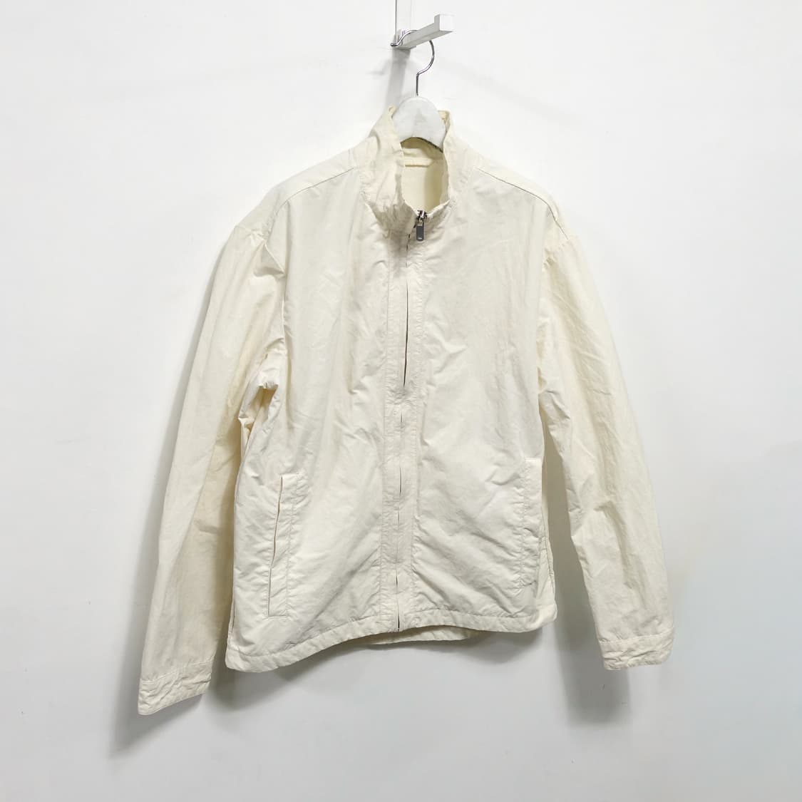 [100, S~M] ZARA 자라 화이트 하드쉘 나일론 바람막이 자켓 상품이미지3