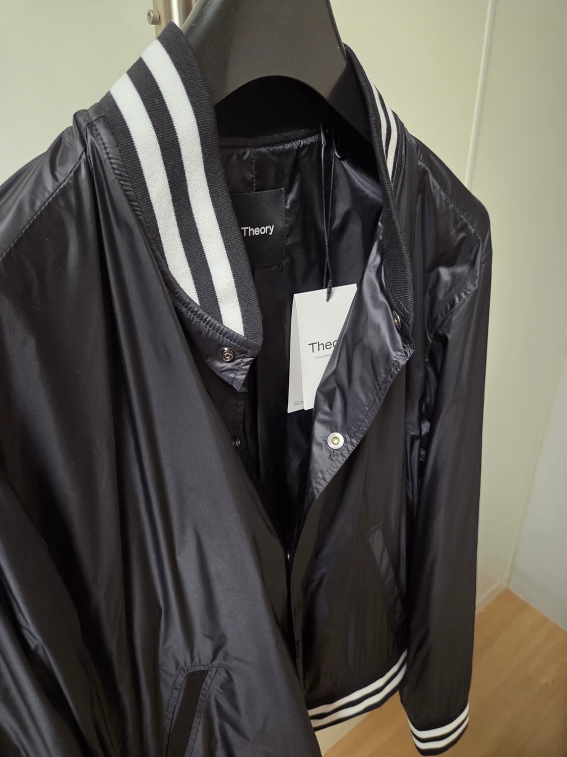 띠어리 Theory 나일론 바시티 자켓 상품이미지3