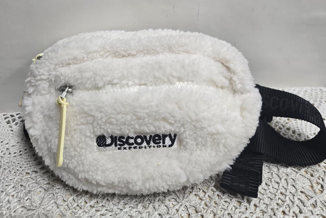 디스커버리 뽀글이 힙색 상품이미지1