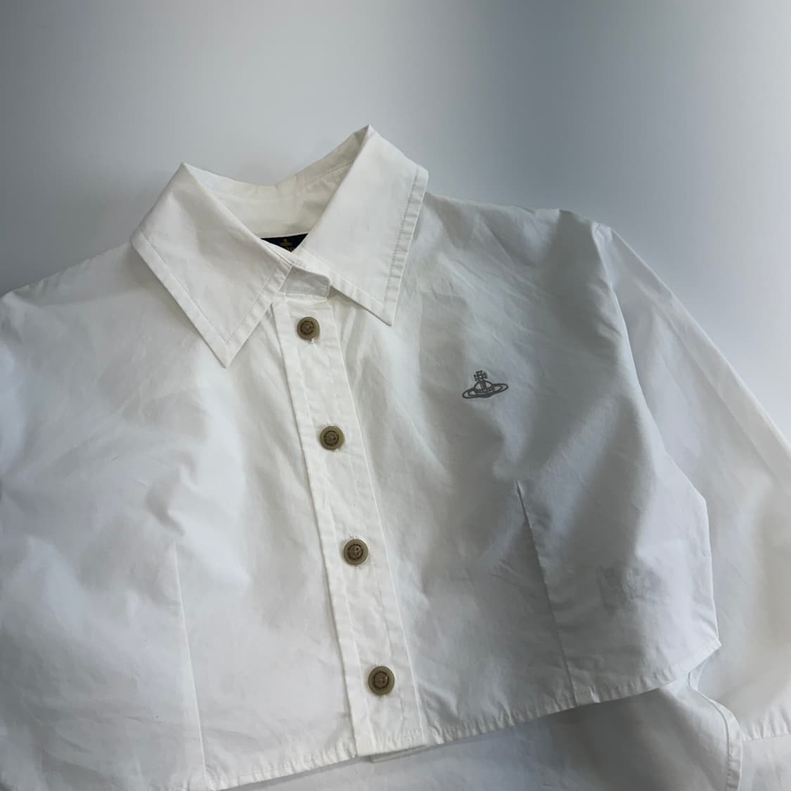Vivienne Westwood 비비안웨스트우드 크롭 화이트 셔츠  상품이미지4