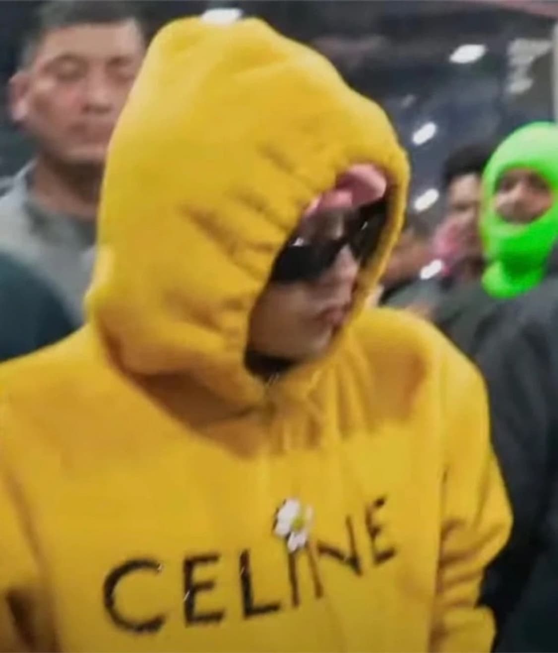 (A+/M) / 셀린느 글리터 로고 알파카 후드티셔츠 옐로우 상품이미지9