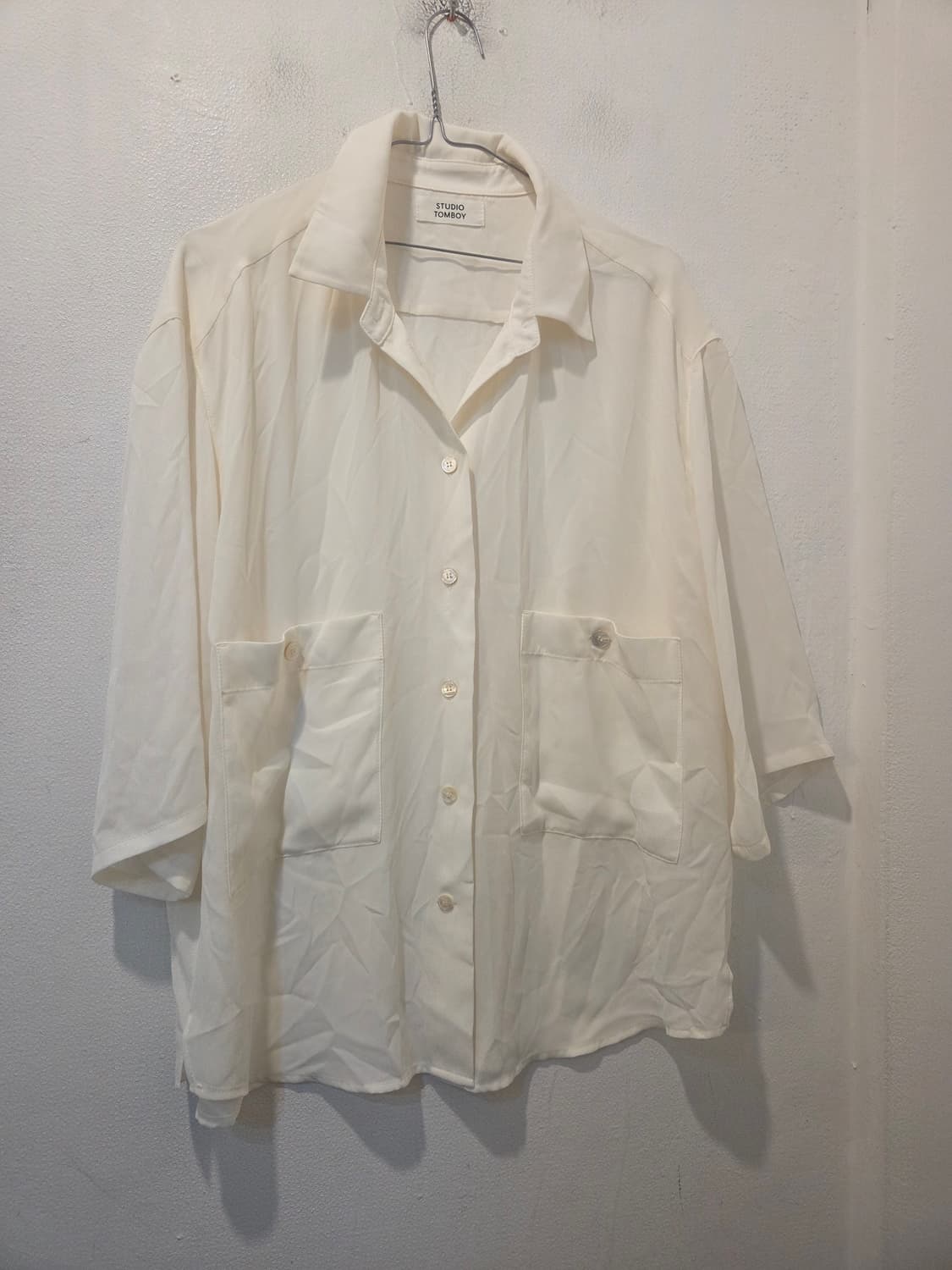 스튜디오 톰보이 반팔셔츠 블라우스  상품이미지1