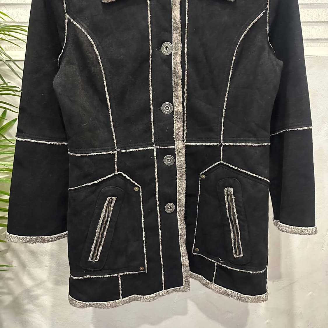 JPN VINTAGE 무스탕 롱 코트 카라넥 파이핑 투포켓 디테일 블랙 상품이미지5