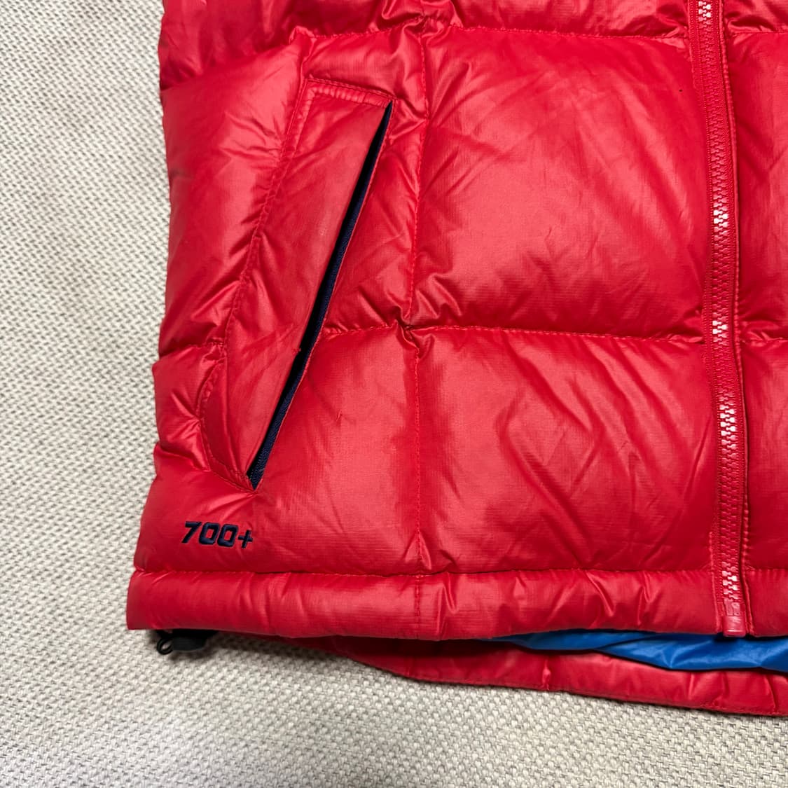 뉴발란스 700+ 구스다운 패딩조끼 상품이미지2