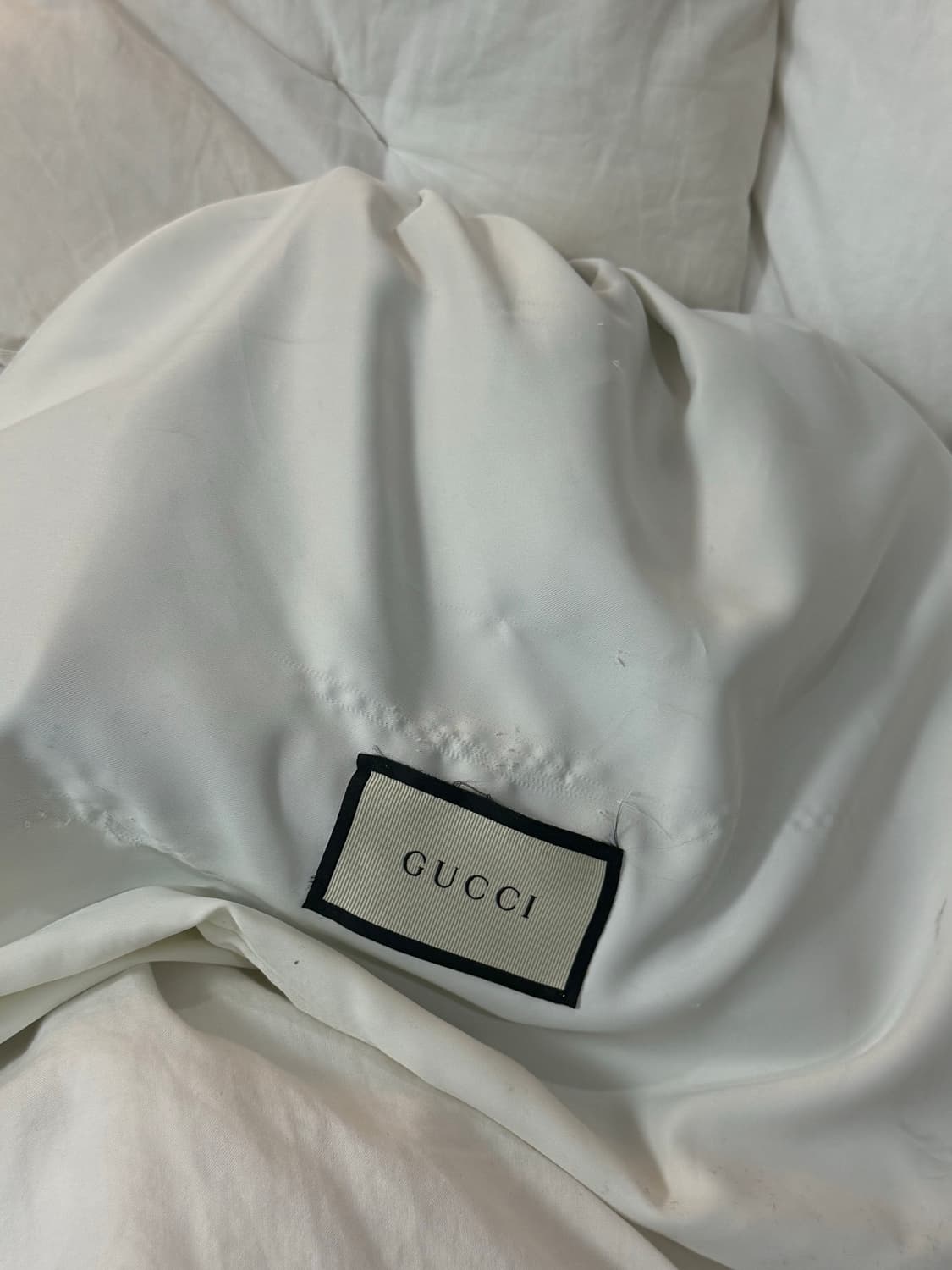 구찌 소호 스몰 레더 토트백 블랙  상품이미지6