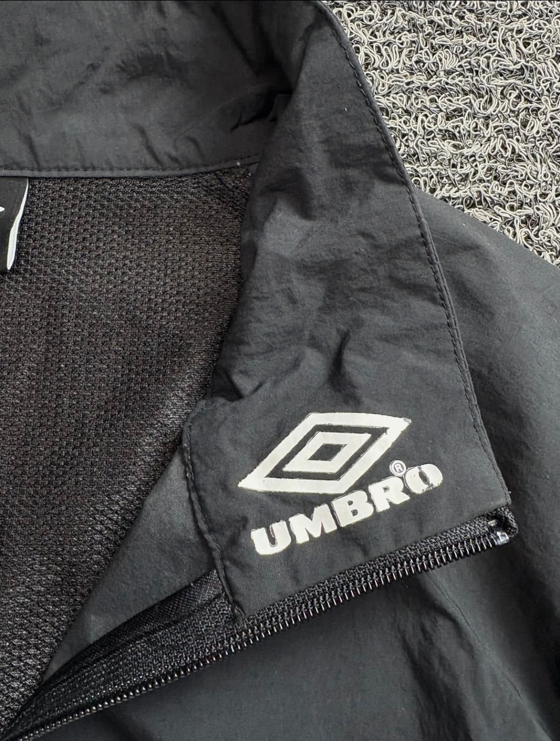 엄브로 멀티 빅로고 올드스쿨 바람막이 자켓 3631 상품이미지6