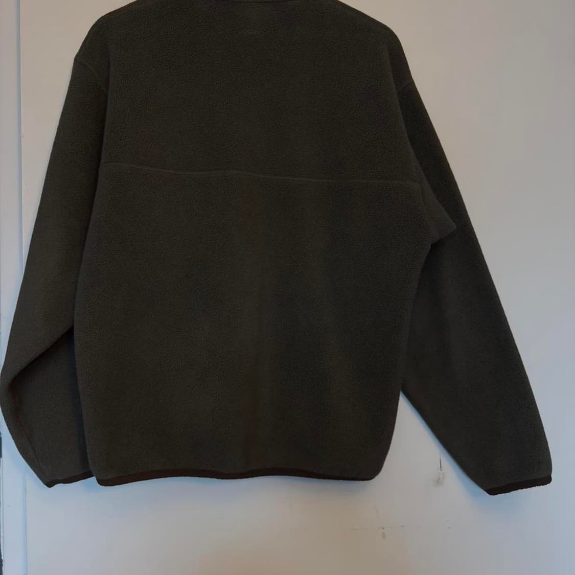 13FW 파타고니아 클래식 신칠라 스냅-티 플리스 풀오버 브라운 상품이미지4