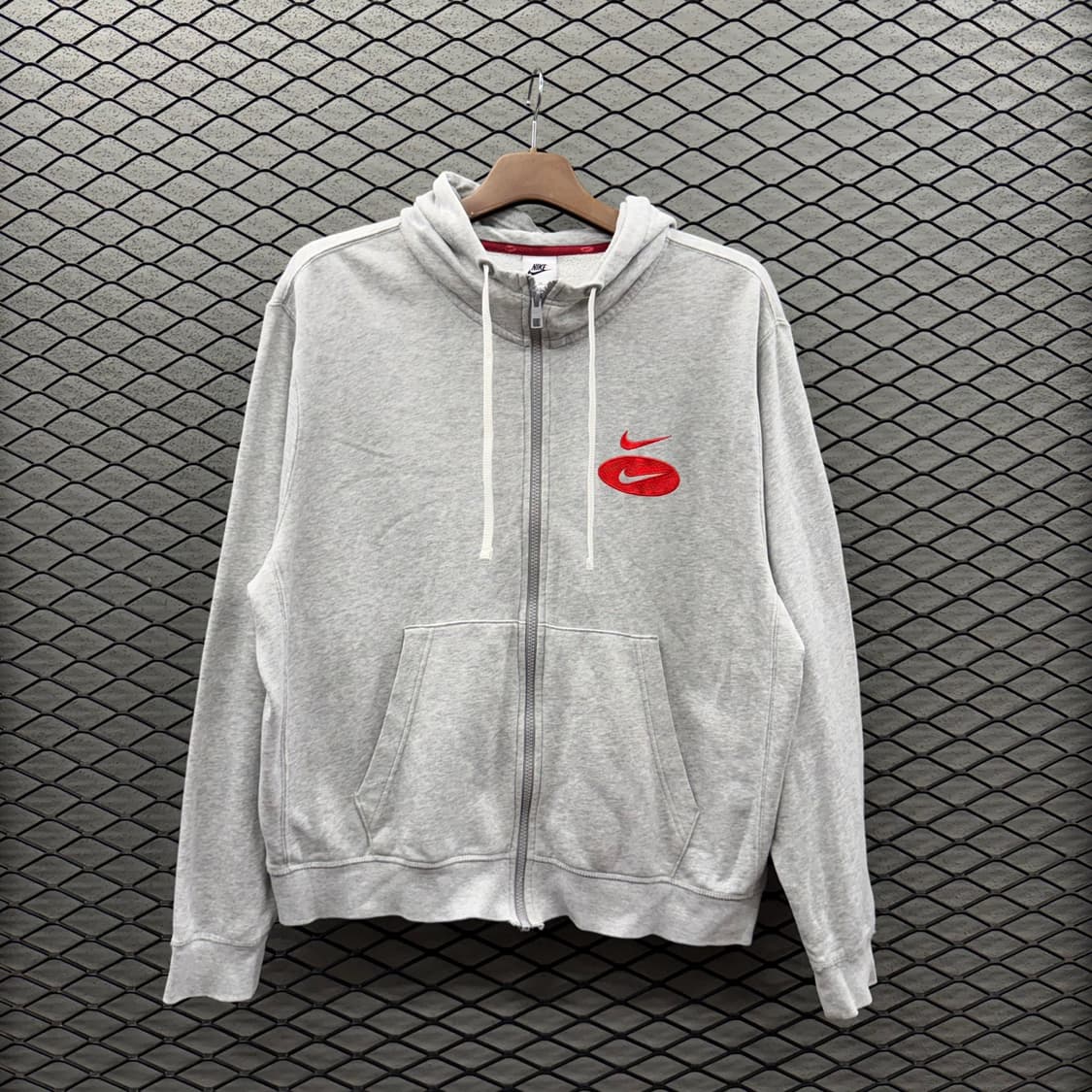 나이키 올드스쿨 후드집업 앙상블 스우시 로고 하이넥 디테일 멜란지그레이 상품이미지3