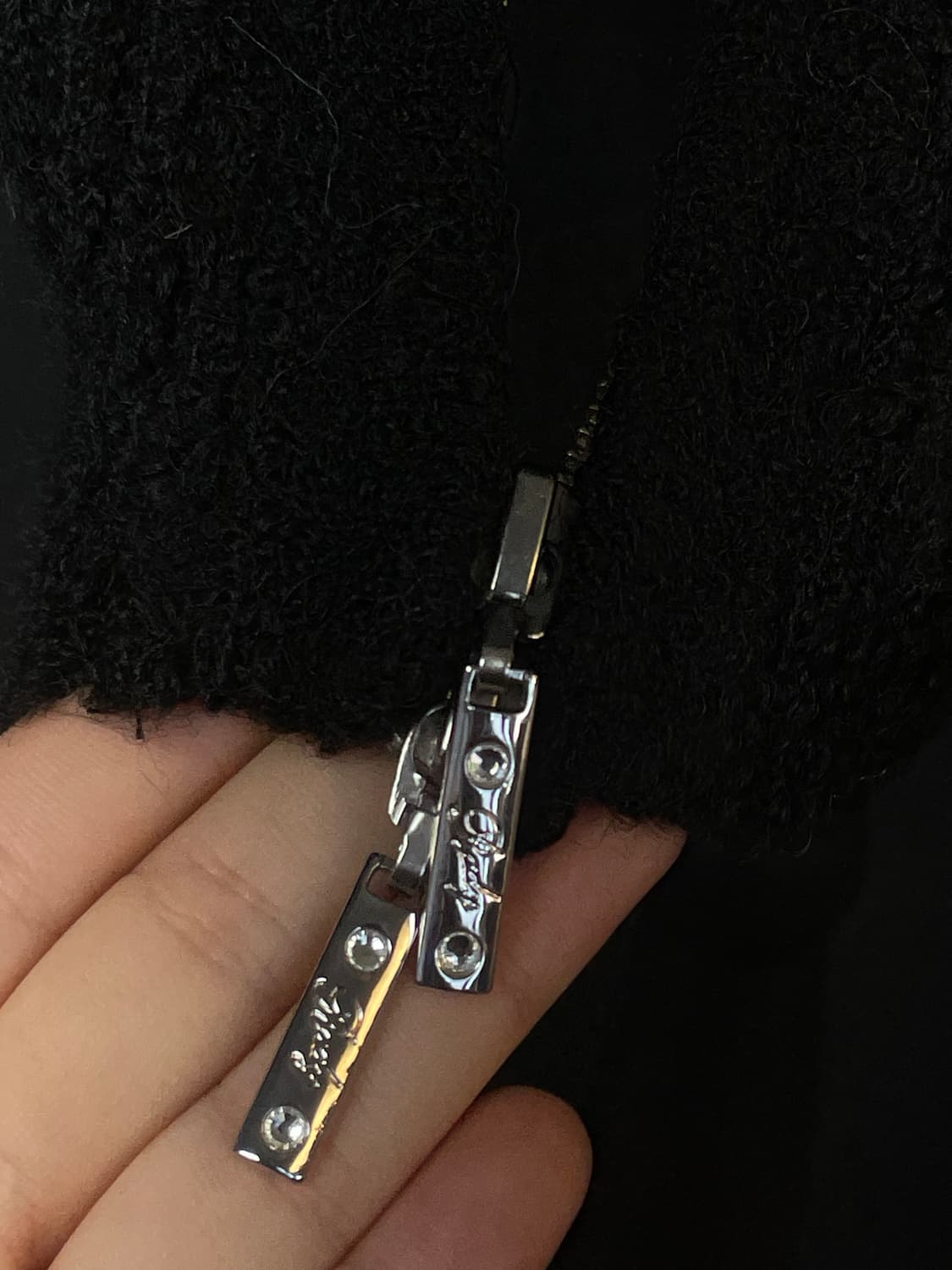 RADY 라디 큐빅 퍼 니트 블랙 가디건 상품이미지5