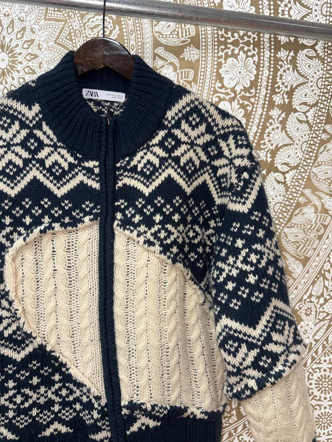 자라 여성 에스닉 절개 디테일 니트집업 자켓  상품이미지4