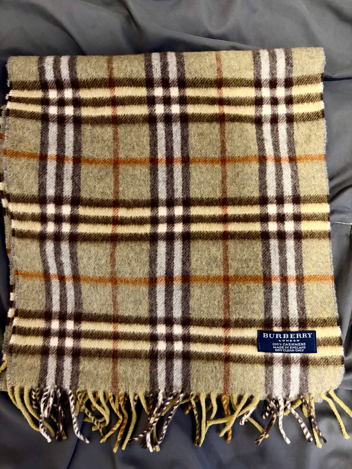 버버리 캐시미어 머플러 상품이미지1