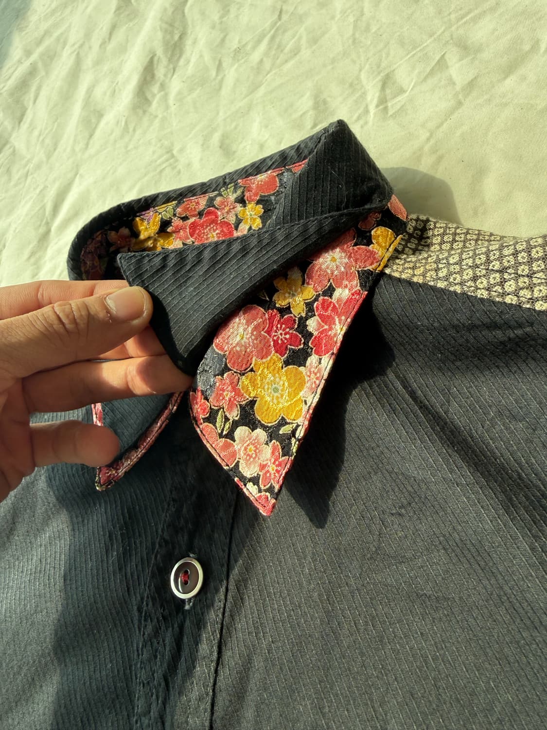 블랙 자수 제페니즈 셔츠 상품이미지3