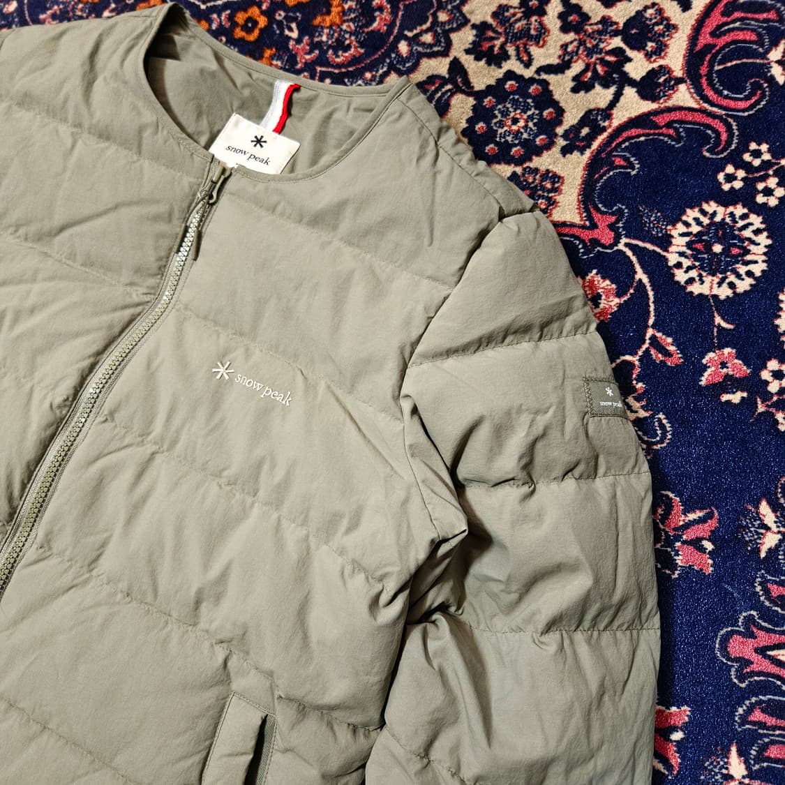 스노우피크 22fw 픽플라잉 다운 경량 라운드 패딩 점퍼  상품이미지2