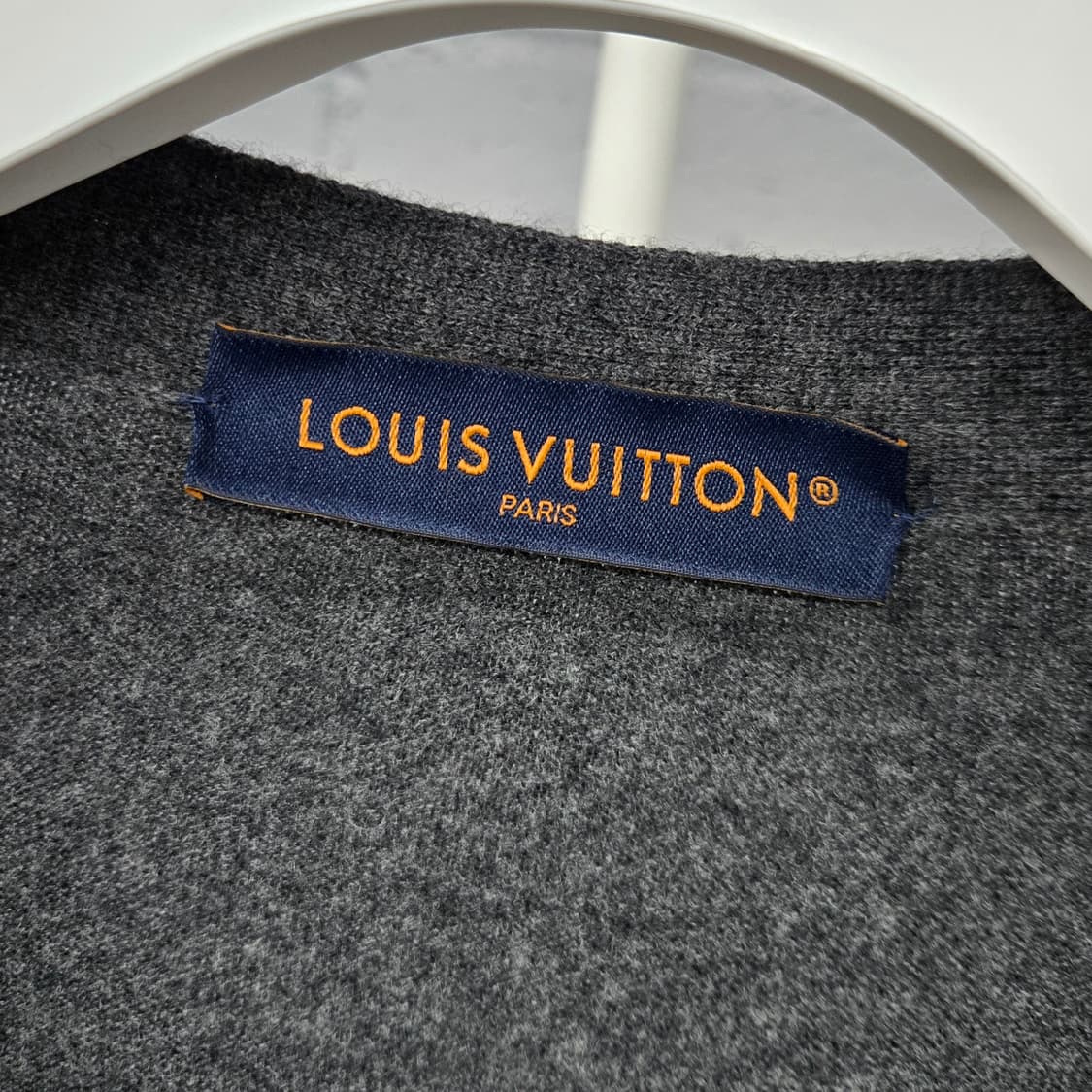 루이비통 LV 모노그램 캐시미어 가디건 M 상품이미지3