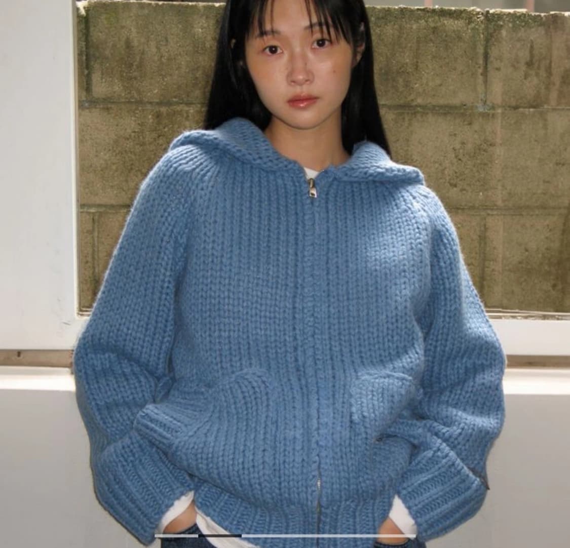 론론 숄 카라 핸드메이드 니트 집업 더스티 블루 상품이미지1