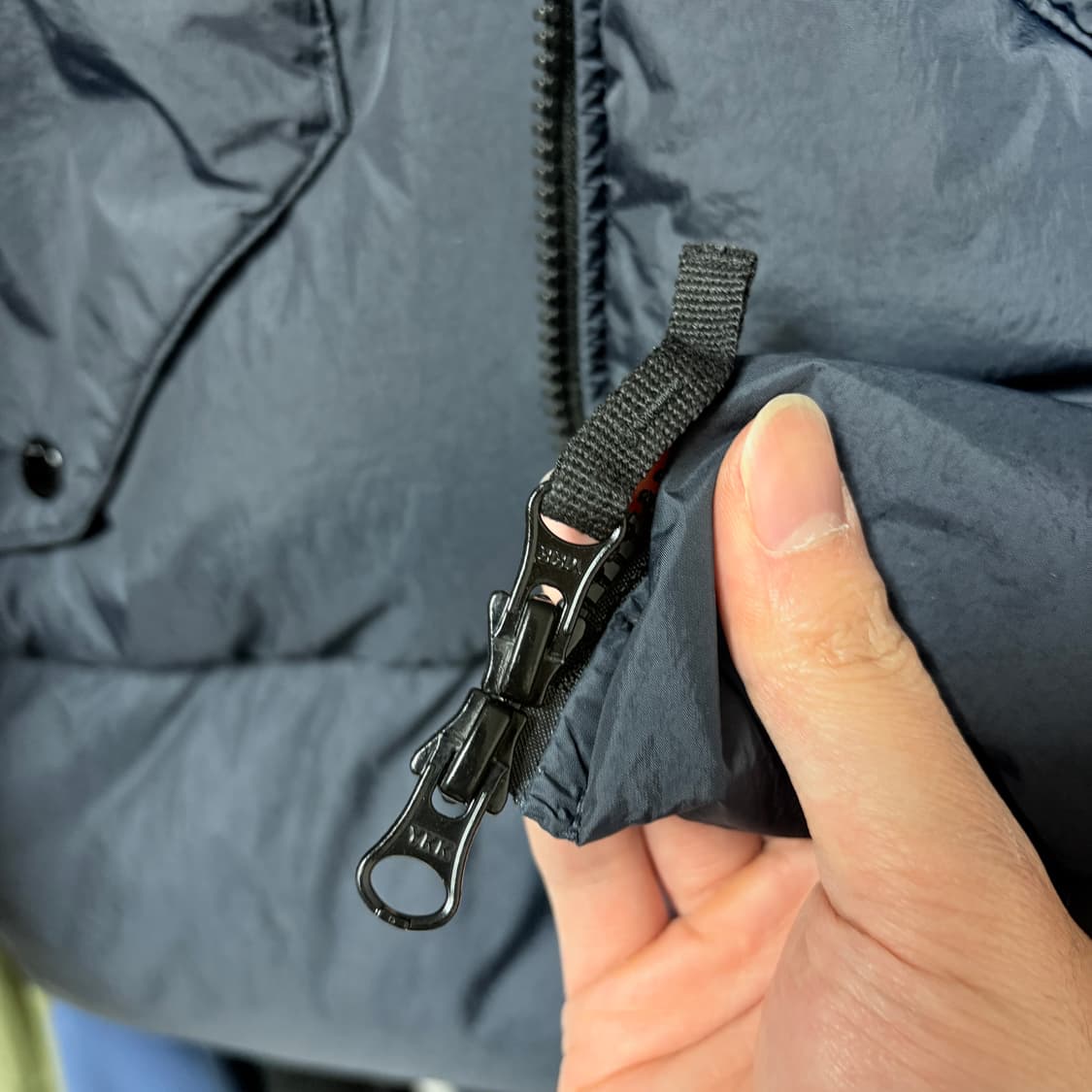 스톤아일랜드 크링클랩스 나일론 다운 패딩 네이비 L 상품이미지3