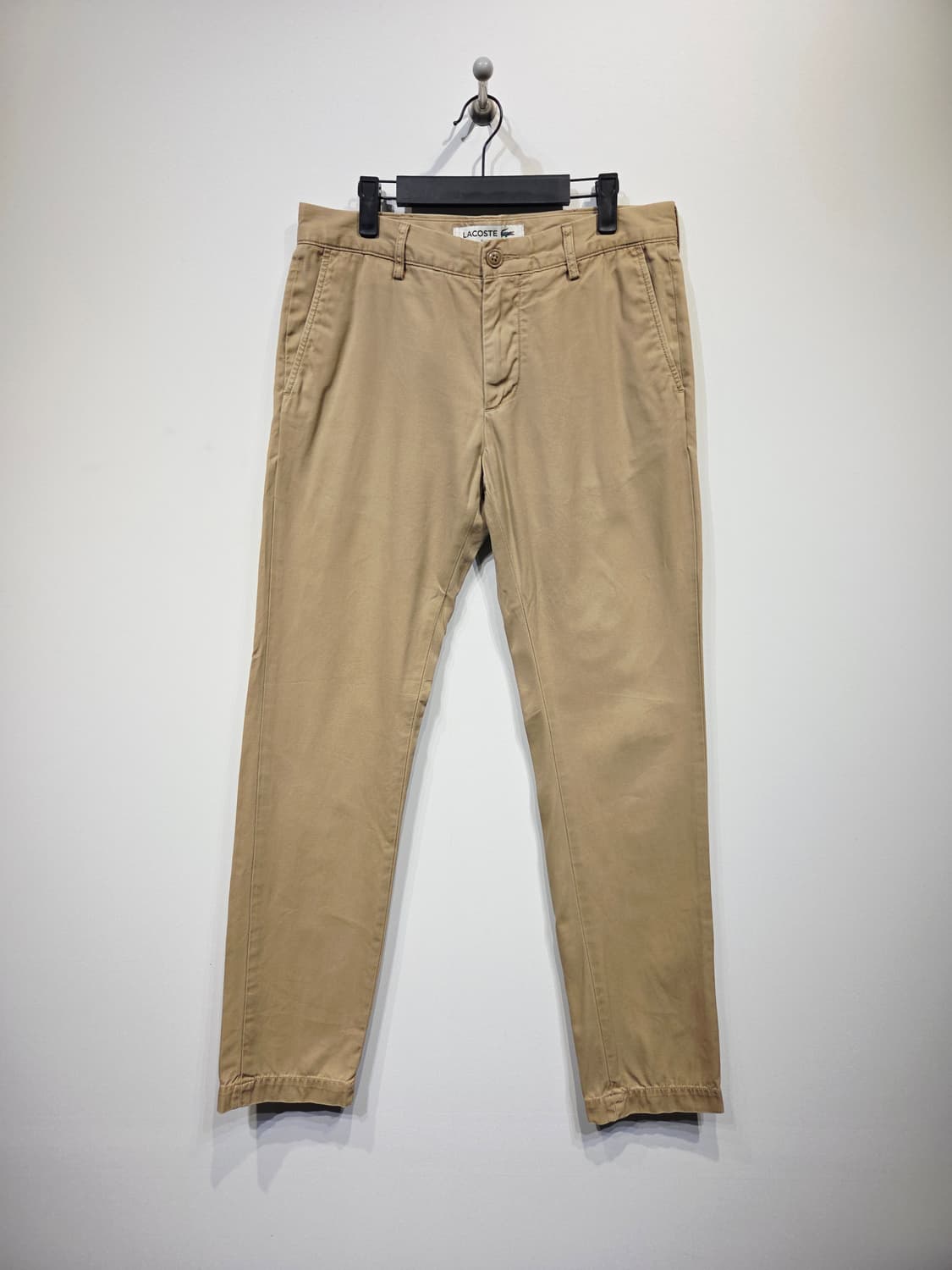 라코스테 슬림핏 베이지 치노팬츠 면바지 상품이미지2