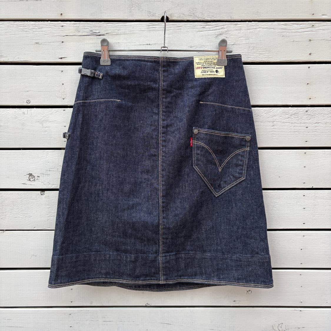 Levi’s 리바이스 엔지니어드진 랩 데님 스커트 상품이미지2