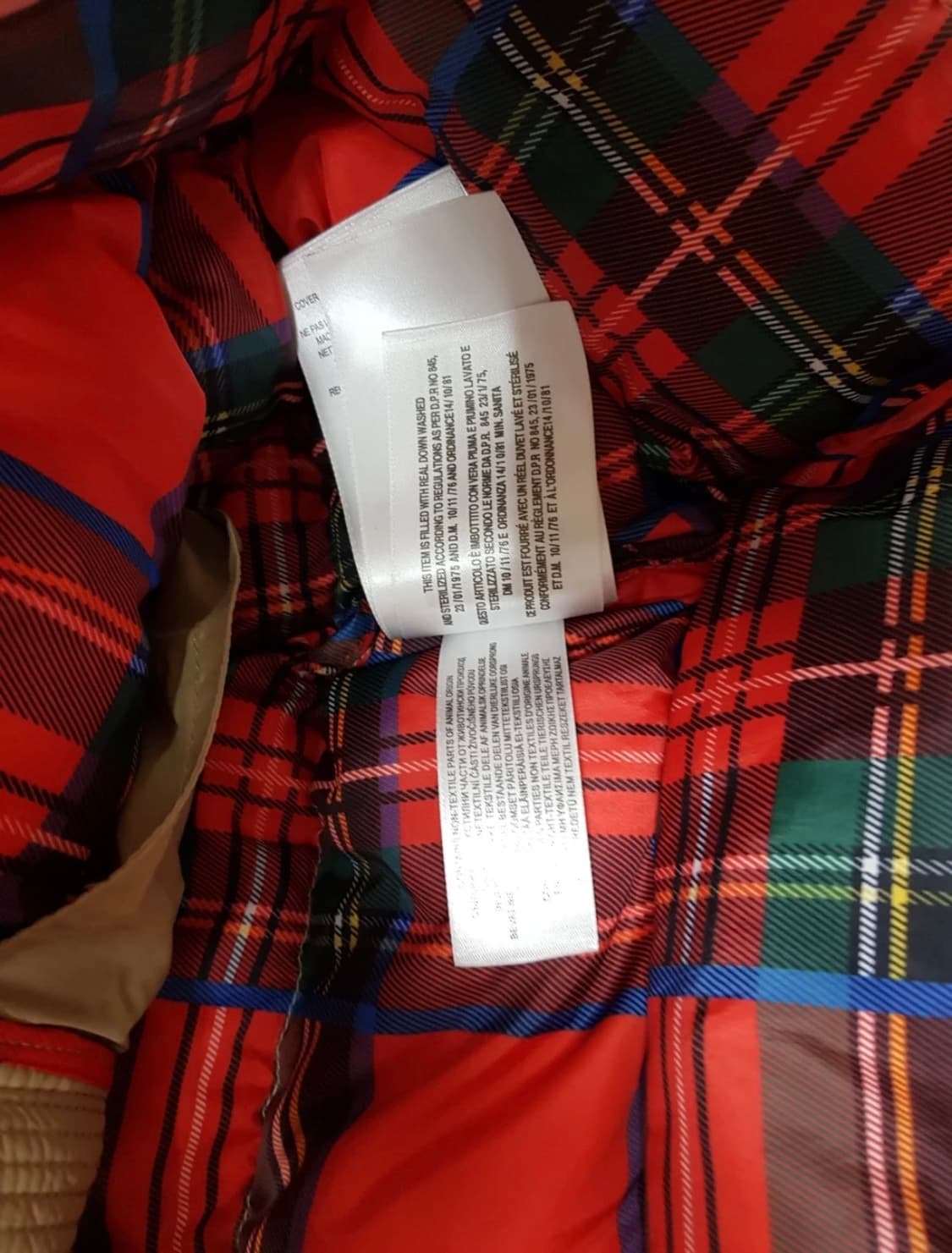 정품 버버리 덕다운패딩 66. 상품이미지9