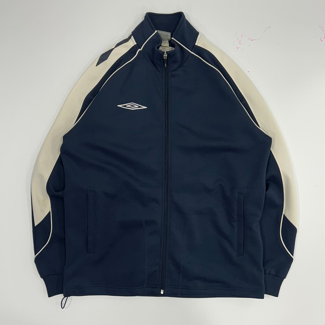 Umbro 엄브로 아이보리 네이비 배색 져지 상품이미지3