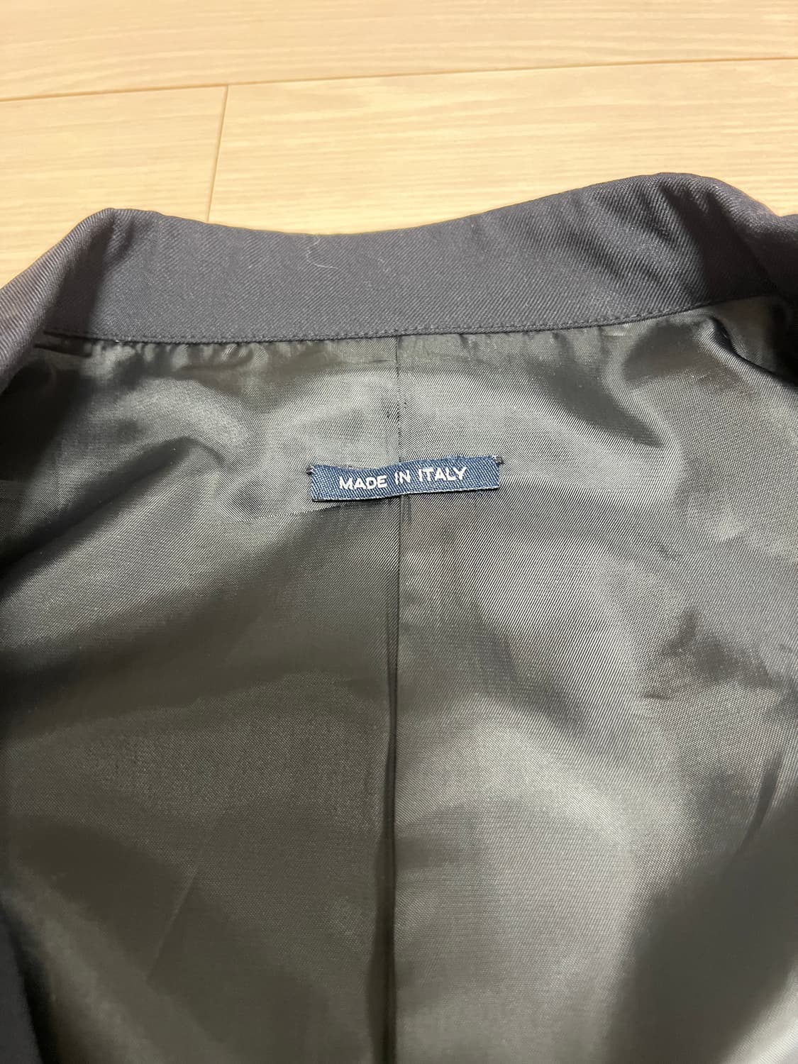 Giorgio Armani 클래식 네이비 울 셋업 정장 상품이미지5