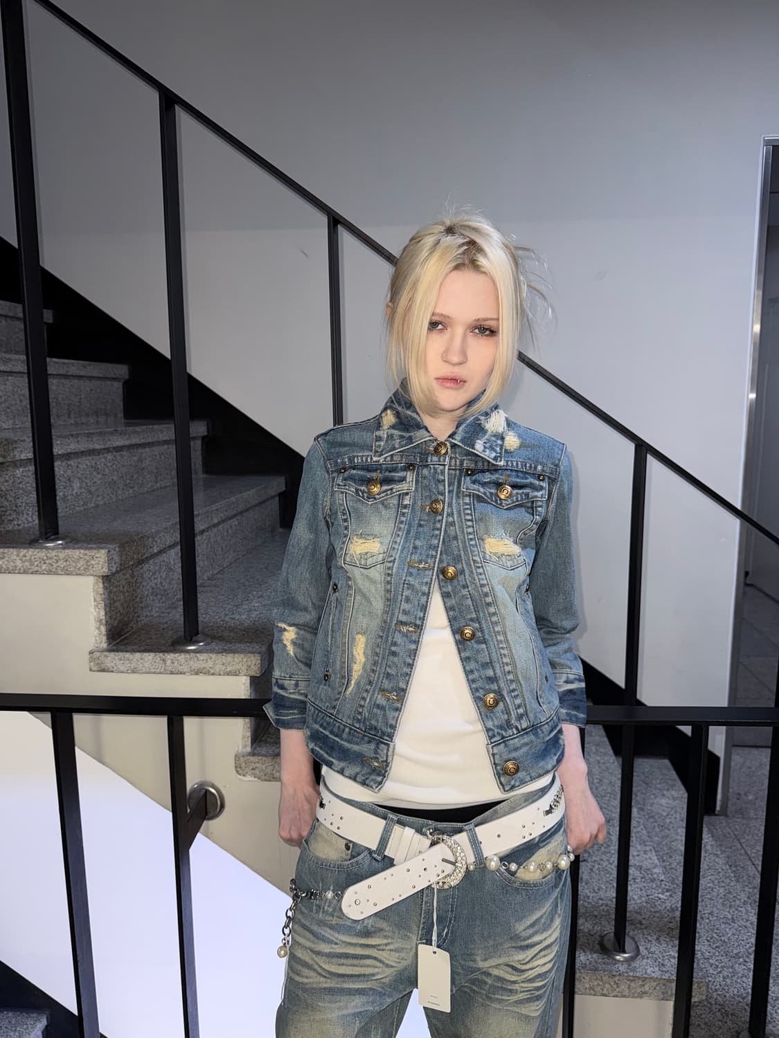 destroyed denim jacket 상품이미지2