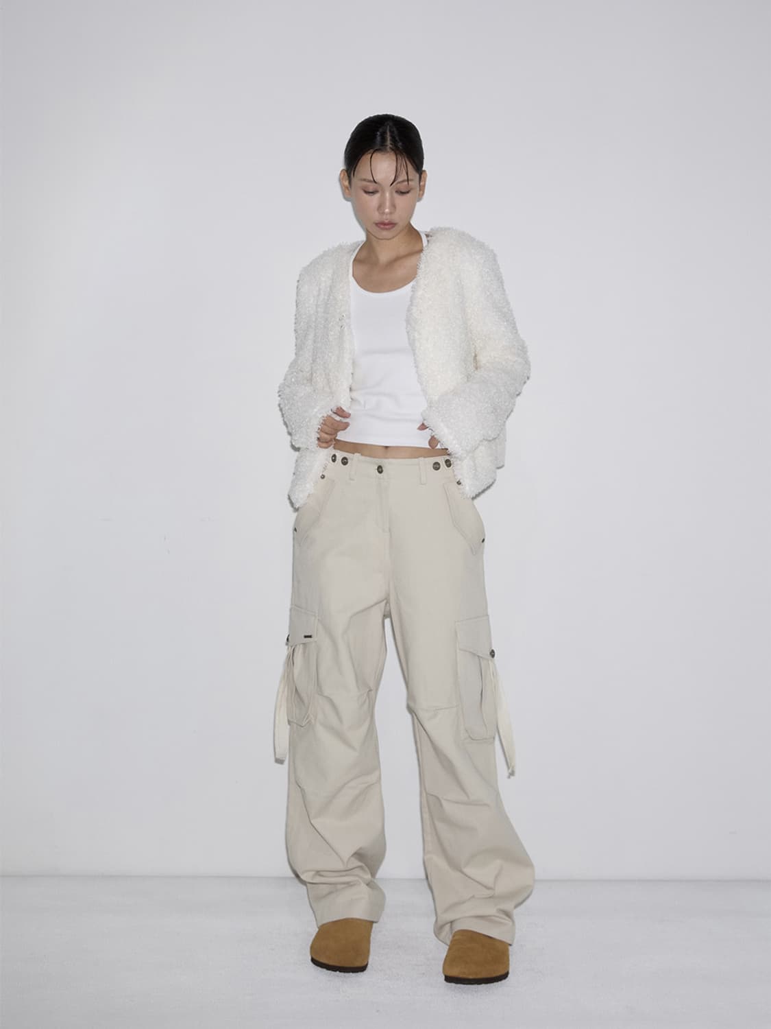 이네기 Archive Strap Cargo Pants (beige) 상품이미지1