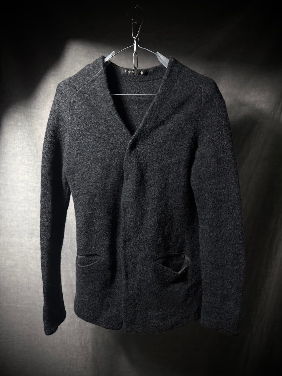 KLASICA Reversed Seam Wool Cardigan 상품이미지1