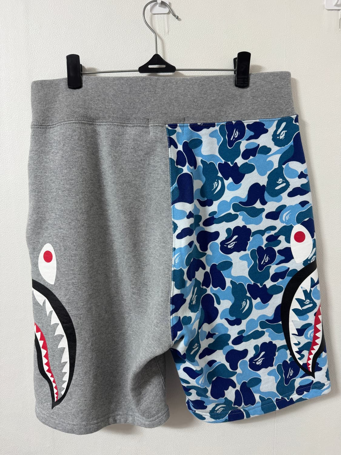 베이프 ABC 카모 사이드 샤크 스웨트쇼츠 라이트 블루 상품이미지3