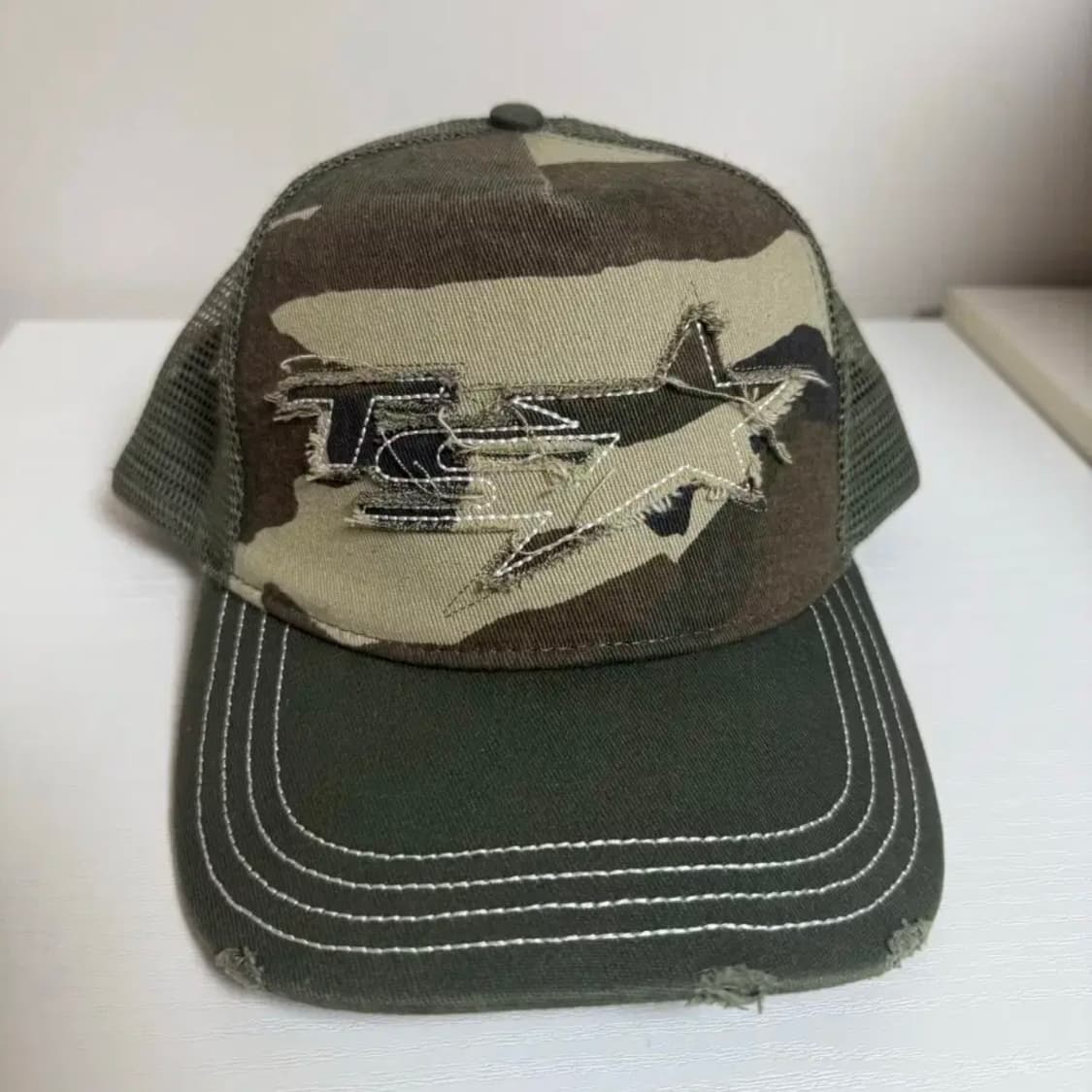 트랩스타 카모 메쉬캡 상품이미지1